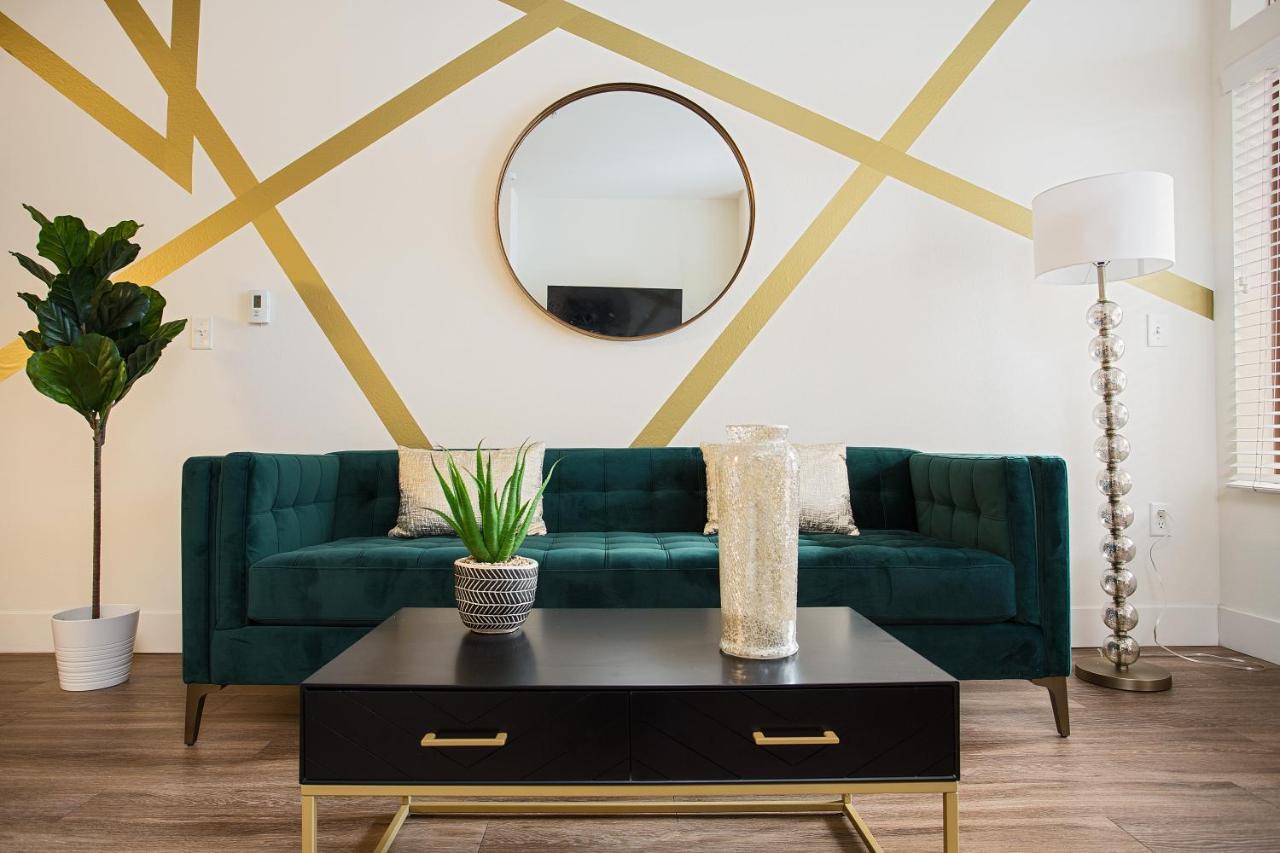 Westwood Luxury Suites 로스앤젤레스 외부 사진